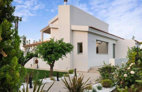 Platanias Town Villa | 205 m² Villa ∙ 4 bedrooms ∙ 8 guests