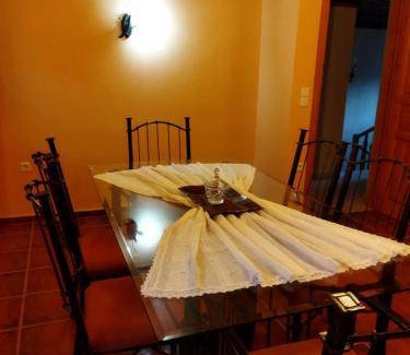Zagori Villa | 216 m² Villa ∙ 5 bedrooms ∙ 11 guests