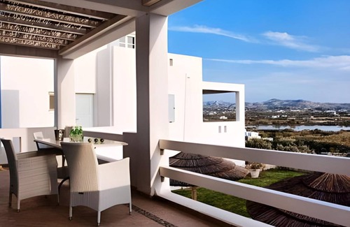 Agios Prokopios Hotel | 220 m² Hotel ∙ 4 bedrooms ∙ 127 guests