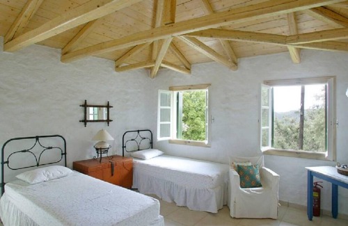 Drimonas House | 220 m² House ∙ 3 bedrooms ∙ 8 guests