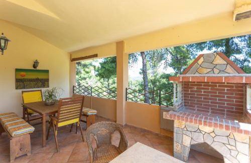 Siviri House | 220 m² House ∙ 7 bedrooms ∙ 16 guests