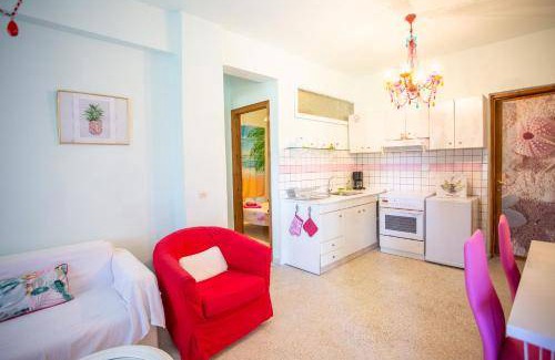 Siviri House | 220 m² House ∙ 7 bedrooms ∙ 16 guests