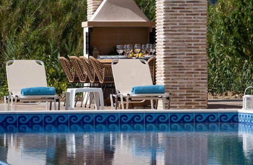 Agia Marina House | 228 m² House ∙ 7 bedrooms ∙ 15 guests