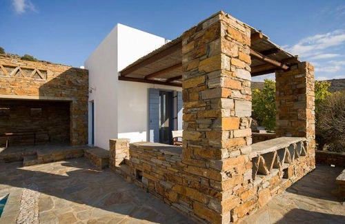 Koundouros Villa | 230 m² Villa ∙ 5 bedrooms ∙ 11 guests