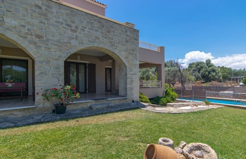 Prines Villa | 240 m² Villa ∙ 4 bedrooms ∙ 8 guests