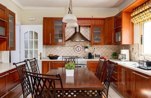 Corfu Town Villa | 240 m² Villa ∙ 6 bedrooms ∙ 12 guests
