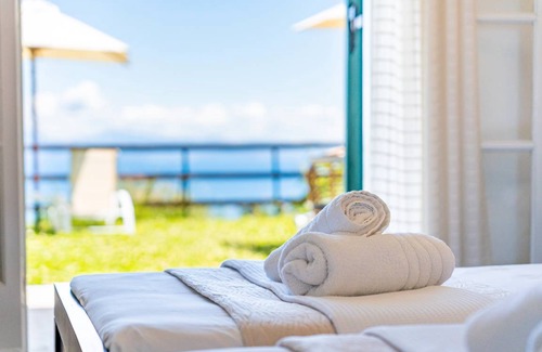 Benitses Resort | 25 m² Private room ∙ 1 bedroom ∙ 3 guests