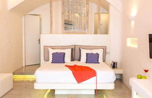 Agios Stefanos Apartment | 250 m² Serviced apartment ∙ 3 bedrooms ∙ 20 guests