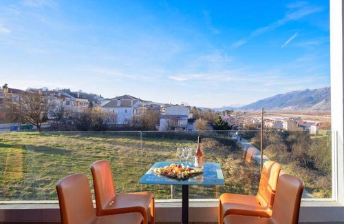 Ioannina Hotel | 27 m² Hotel ∙ 6 guests