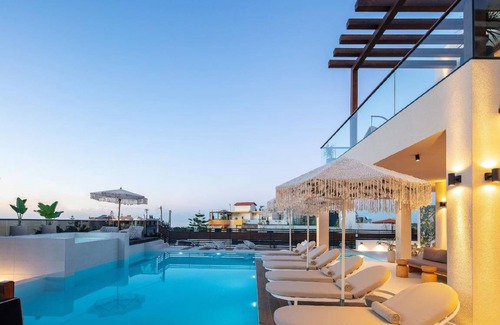 Skaleta House | 270 m² House ∙ 6 bedrooms ∙ 12 guests