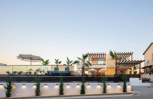 Skaleta House | 270 m² House ∙ 6 bedrooms ∙ 12 guests