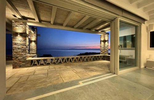 Koundouros Villa | 275 m² Villa ∙ 4 bedrooms ∙ 8 guests