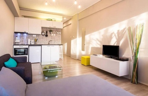 Plaka Apartment | 28 m² Apartment ∙ 2 guests