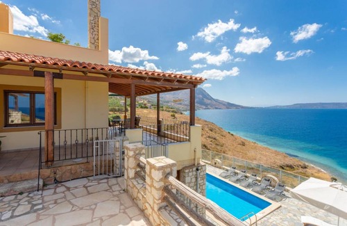 Katochori Villa | 280 m² Villa ∙ 5 bedrooms ∙ 12 guests