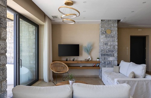Vizari Villa | 295 m² Villa ∙ 6 bedrooms ∙ 12 guests