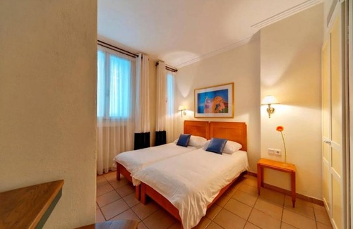 Plaka Apartment | 30 m² Apartment ∙ 1 bedroom ∙ 3 guests