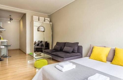 Plaka Apartment | 30 m² Apartment ∙ 2 guests