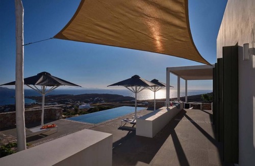 Krotiri House | 300 m² House ∙ 4 bedrooms ∙ 7 guests