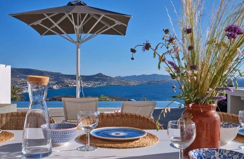 Krotiri House | 300 m² House ∙ 4 bedrooms ∙ 7 guests