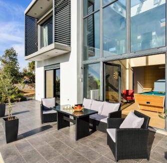 Chorafakia Villa | 300 m² Villa ∙ 4 bedrooms ∙ 7 guests