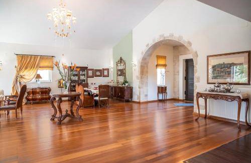 Agia Villa | 300 m² Villa ∙ 4 bedrooms ∙ 8 guests