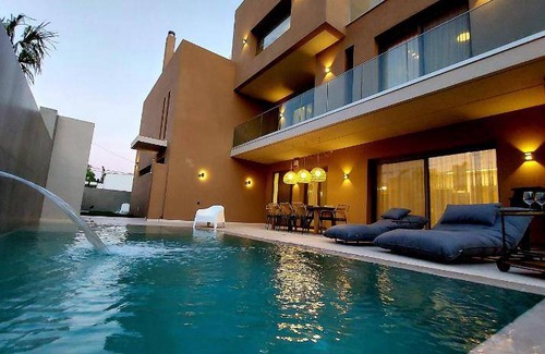 Nees Pagases Resort | 320 m² Resort ∙ 3 bedrooms ∙ 8 guests