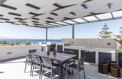 Sfakaki Villa | 320 m² Villa ∙ 10 bedrooms ∙ 22 guests