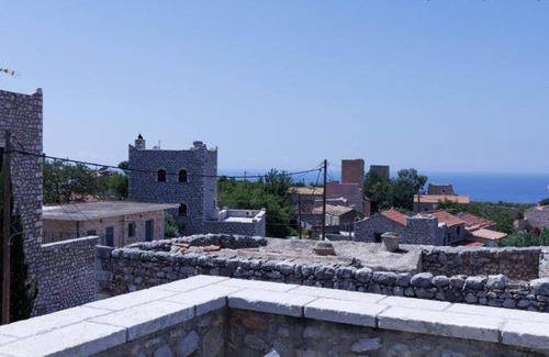 Omales Apartment | 350 m² Serviced apartment ∙ 6 bedrooms ∙ 15 guests