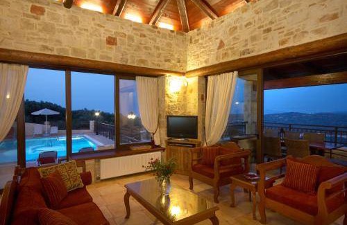 Polemarchi House | 355 m² House ∙ 5 bedrooms ∙ 12 guests