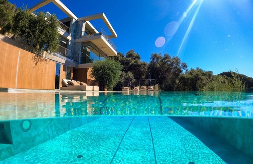 Sinarades Villa | 360 m² Villa ∙ 5 bedrooms ∙ 11 guests