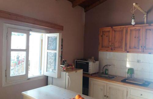 Petaleia Ski Chalet | 38 m² Chalet ∙ 1 bedroom ∙ 3 guests