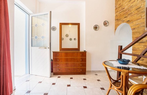 Livadia House | 40 m² House ∙ 1 bedroom ∙ 3 guests