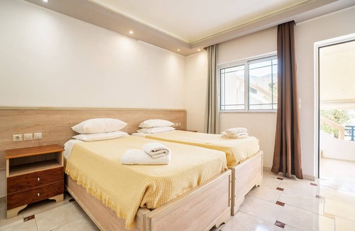 Livadia House | 40 m² House ∙ 1 bedroom ∙ 2 guests