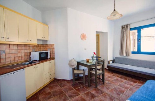 Panormos Apartment | 40 m² Serviced apartment ∙ 4 guests