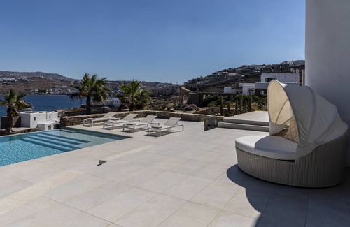 Kanalia Villa | 400 m² Villa ∙ 6 bedrooms ∙ 12 guests