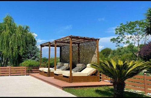 Potamos Villa | 400 m² Villa ∙ 6 bedrooms ∙ 13 guests