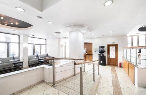 Vardaris Hotel | 44 m² Hotel ∙ 2 bedrooms ∙ 16 guests