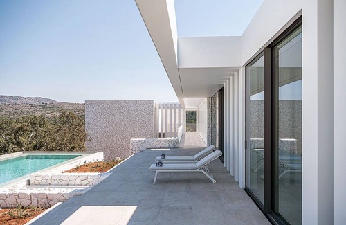 Apokoronas House | 440 m² Farmhouse ∙ 5 bedrooms ∙ 10 guests