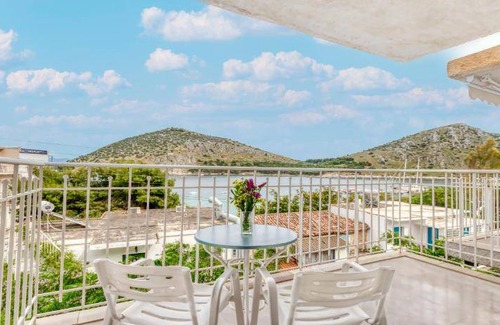 Tolo Apartment | 48 m² Serviced apartment ∙ 2 bedrooms ∙ 4 guests