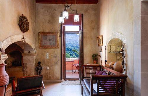 Chromonastiri Villa | 480 m² Villa ∙ 4 bedrooms ∙ 8 guests