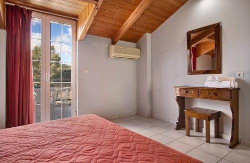 Limni Keri Apartment | 50 m² Apartment ∙ 2 bedrooms ∙ 4 guests
