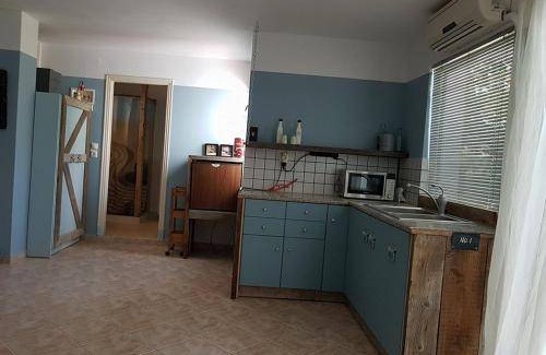 Saronikos House | 50 m² House ∙ 1 bedroom ∙ 4 guests