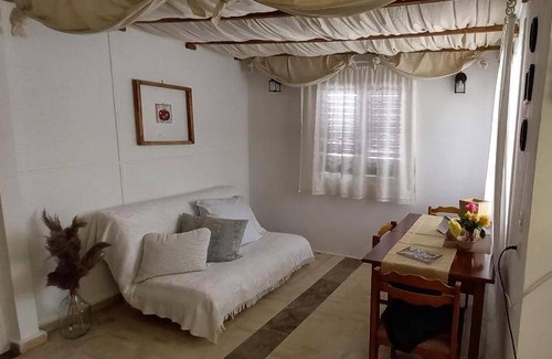 Nea Makri House | 52 m² House ∙ 1 bedroom ∙ 3 guests