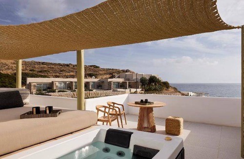 Milos Apartment | 55 m² Serviced apartment ∙ 127 guests