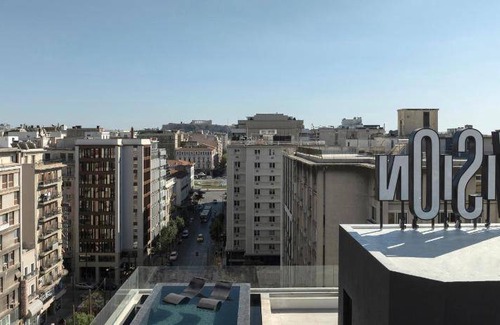 Omonia Hotel | 57 m² Hotel ∙ 2 bedrooms ∙ 127 guests