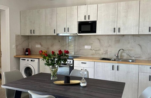 Frinion Apartment | 58 m² Apartment ∙ 2 bedrooms ∙ 5 guests