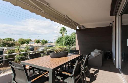 Glyfada Apartment | 5bd 2 Level Beachfront Luxury Apt By The Olon
