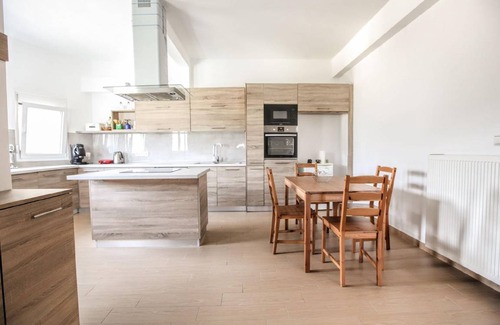 Kalambaka Apartment | 60 m² Apartment ∙ 3 bedrooms ∙ 6 guests