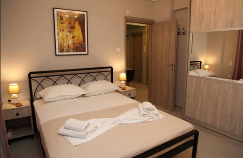 Neos Kosmos Apartment | 60 m² Apartment ∙ 2 bedrooms ∙ 4 guests