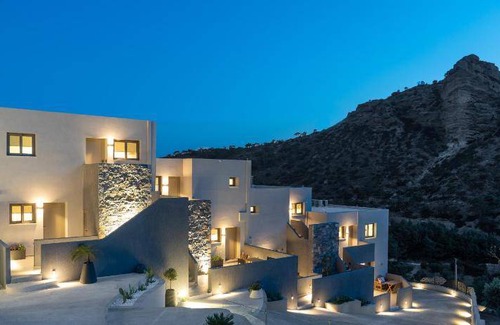 Pefki Hotel | 60 m² Hotel ∙ 2 bedrooms ∙ 5 guests